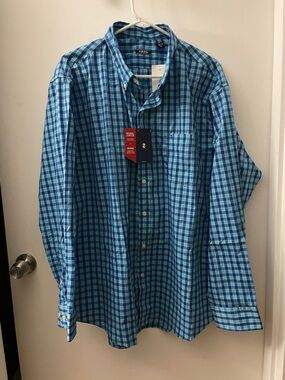 Izod Men's Teal and Blue Plaid Button-Down Shirt